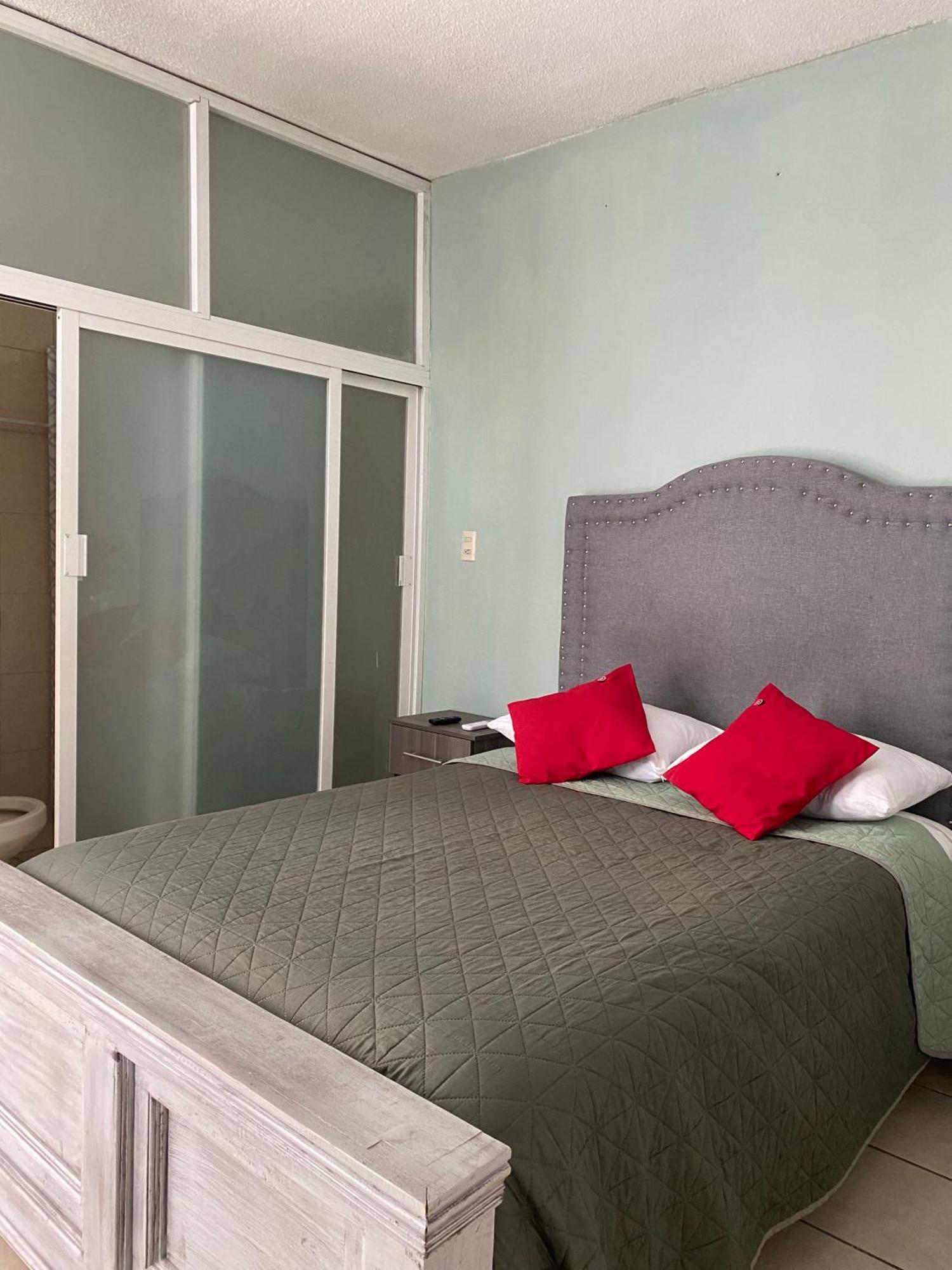 10 Venator House Boutique Aparthotel Λεόν Εξωτερικό φωτογραφία
